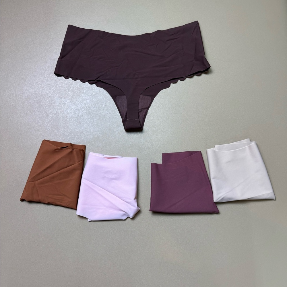 Women’s Seamless Thong Underwear No Show Stretch Panties NWOT Five Pairs - Picture 5 of 5